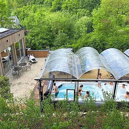 Luxurious With Heated Pool