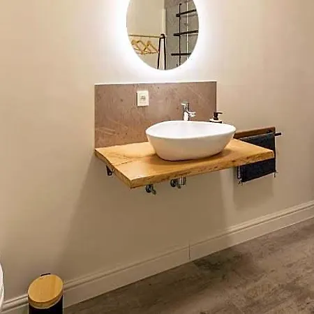 Hotel Luxurious With Heated Pool Gesves
