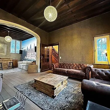 Luxurious With Heated Pool
